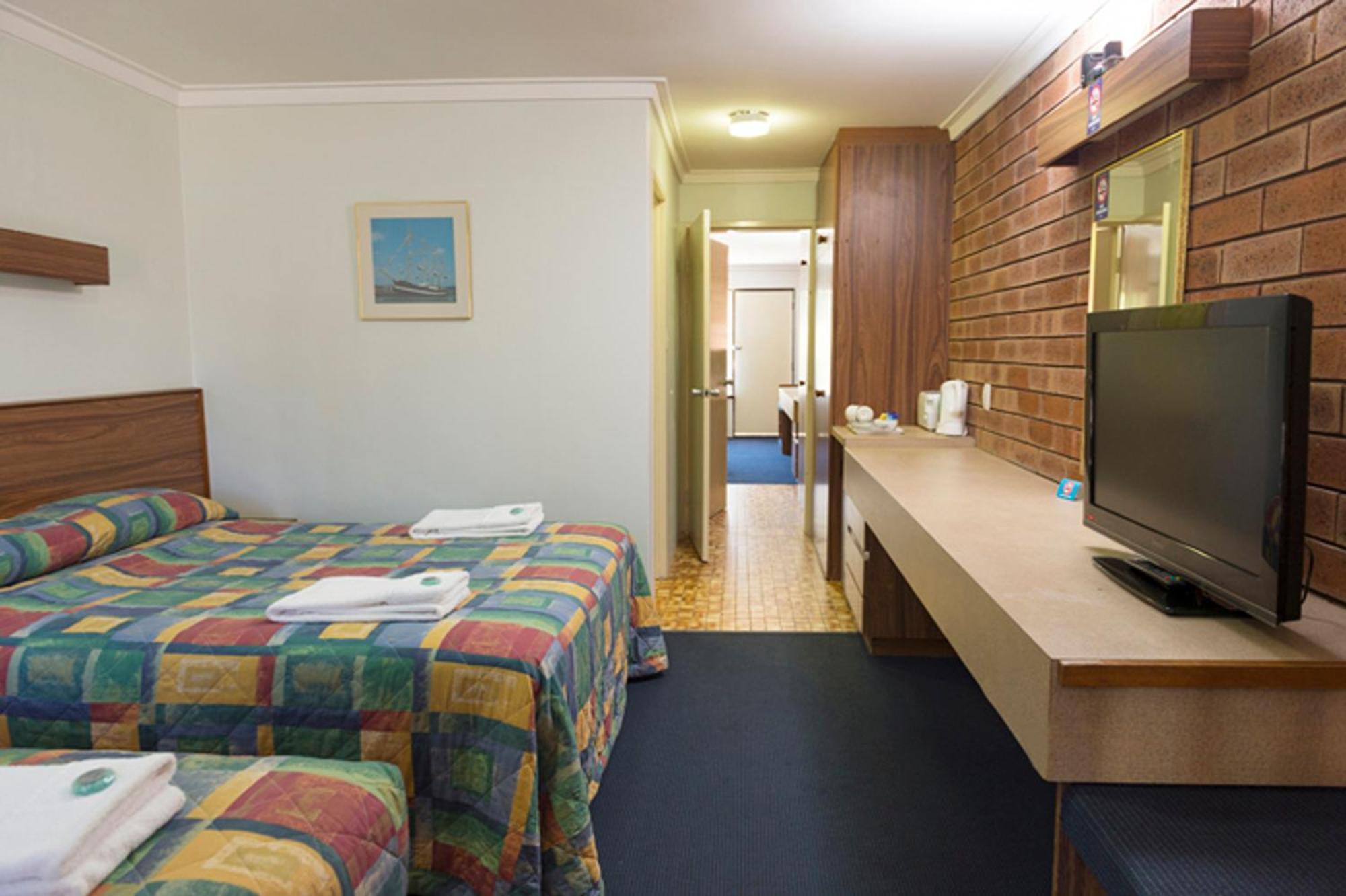 Hotel Clipper Rockingham Room photo