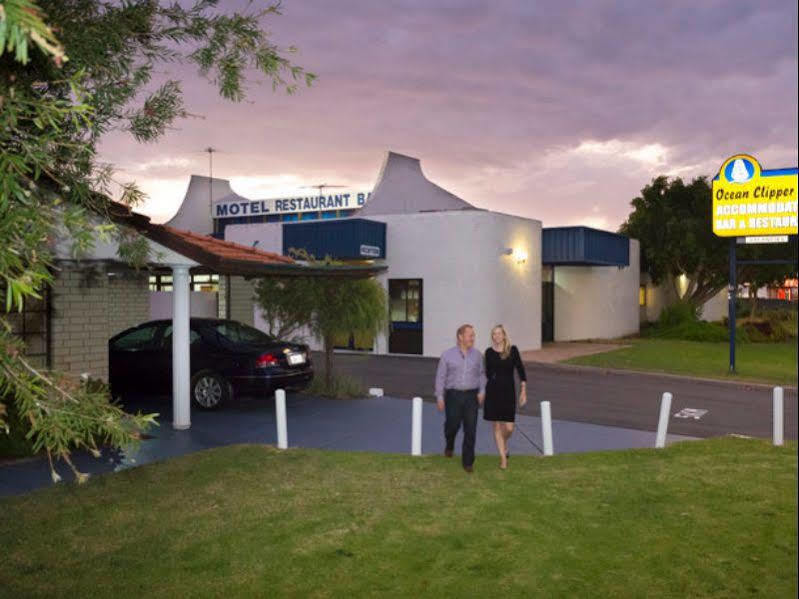 Hotel Clipper Rockingham Exterior photo